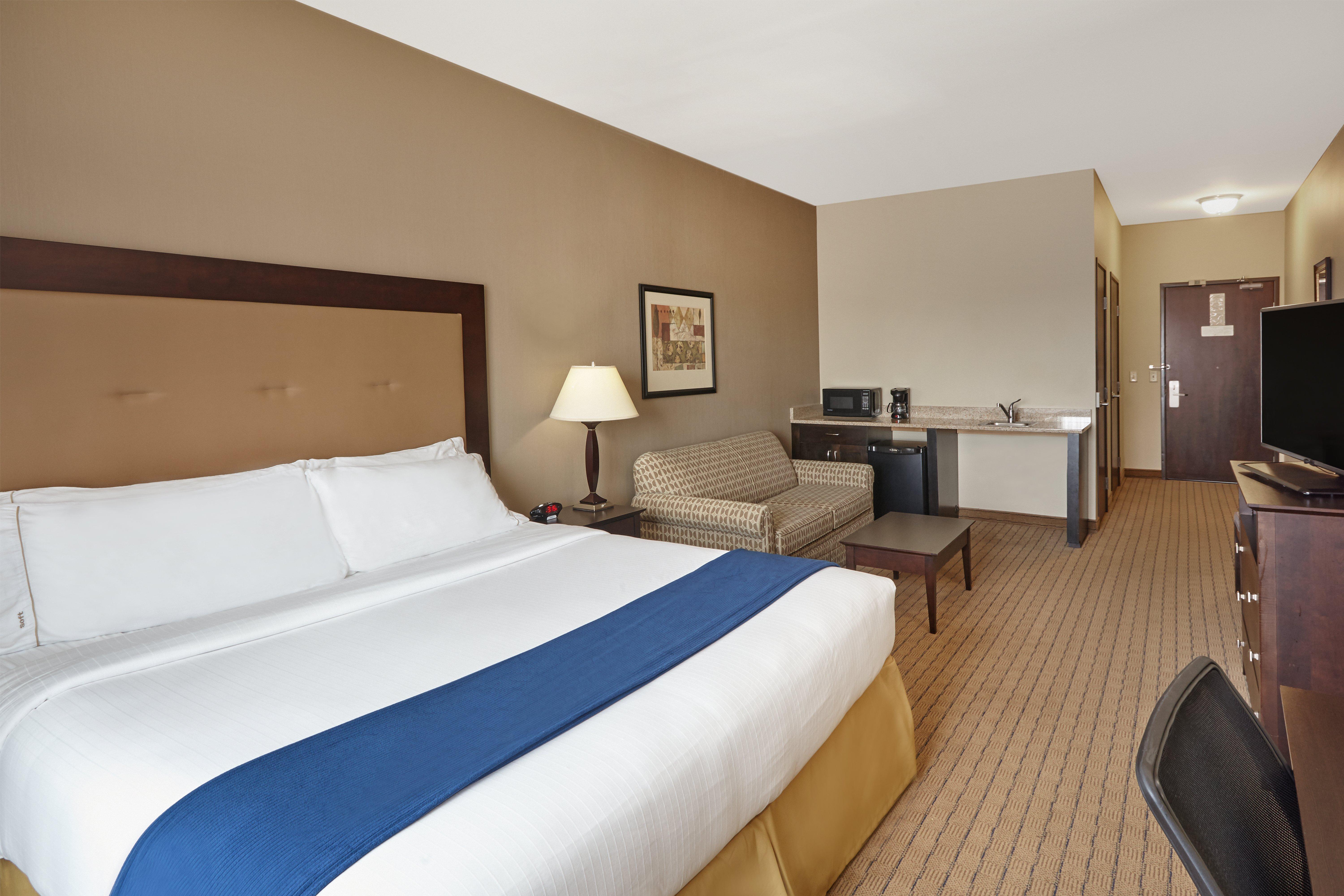 Holiday Inn Express & Suites Madison-Verona By Ihg Luaran gambar
