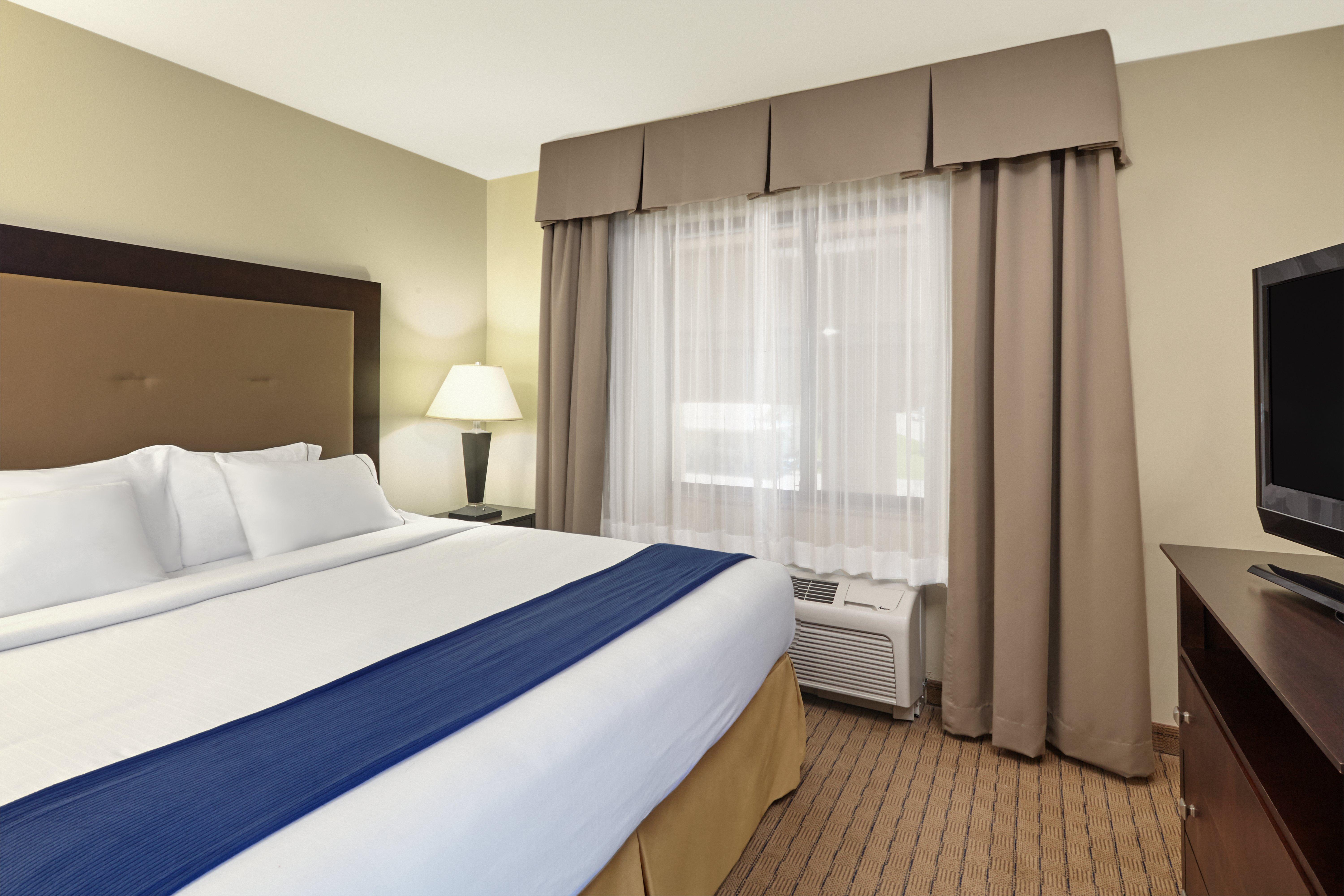Holiday Inn Express & Suites Madison-Verona By Ihg Luaran gambar