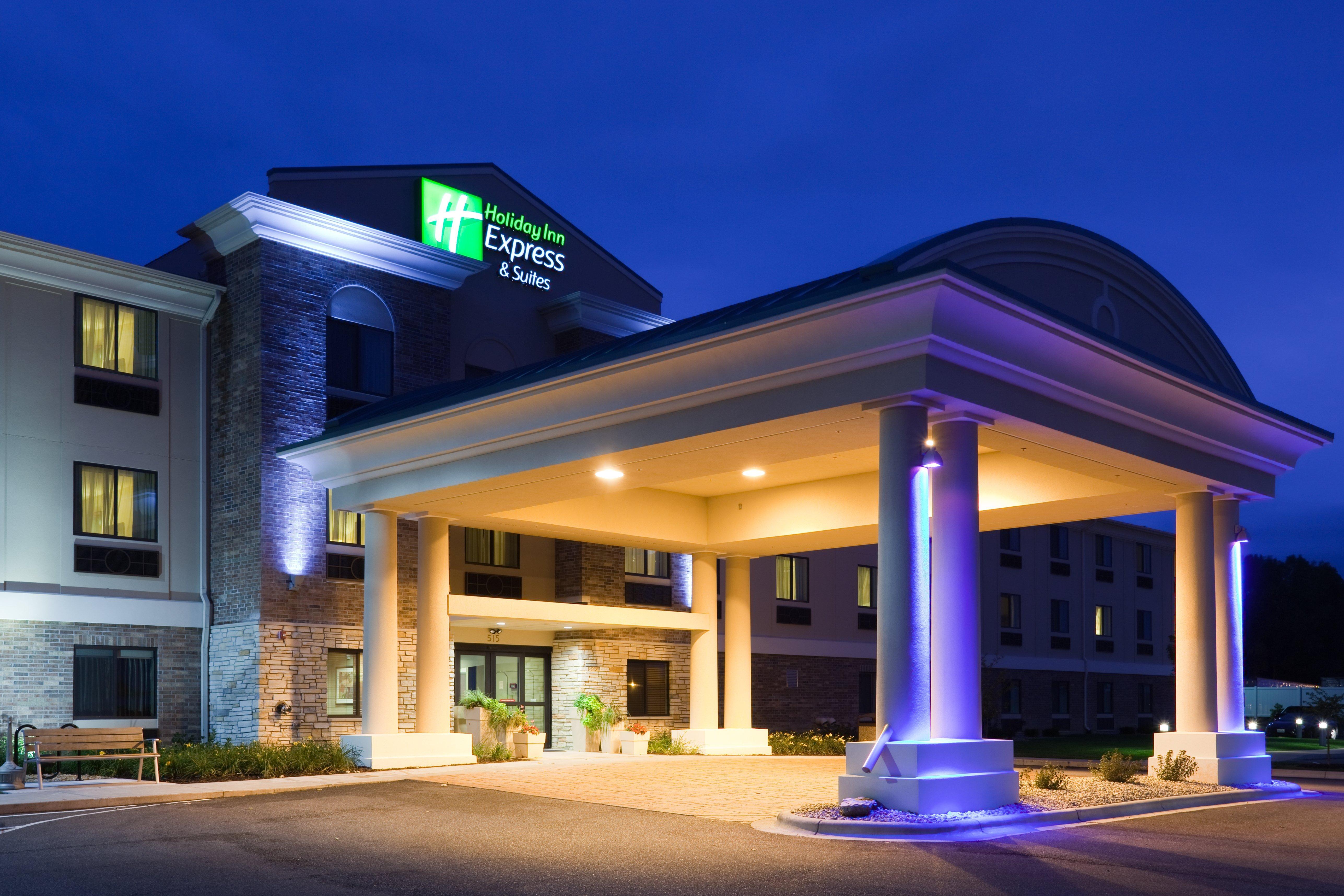 Holiday Inn Express & Suites Madison-Verona By Ihg Luaran gambar