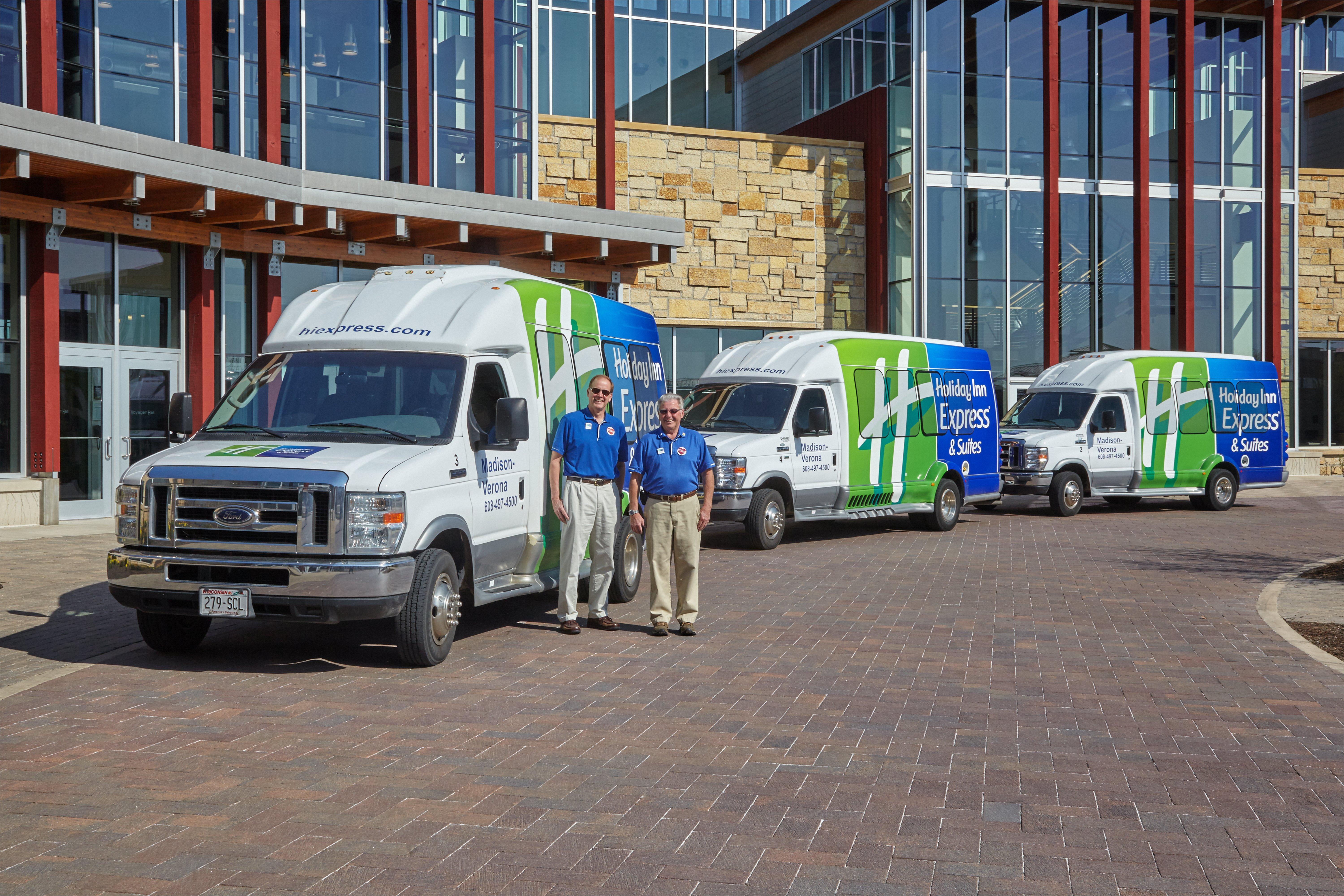 Holiday Inn Express & Suites Madison-Verona By Ihg Luaran gambar